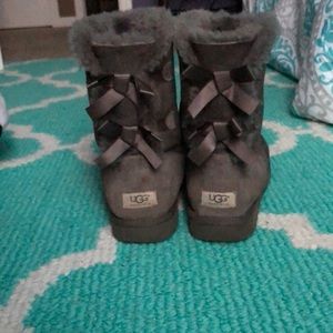 Bailey Bow Uggs